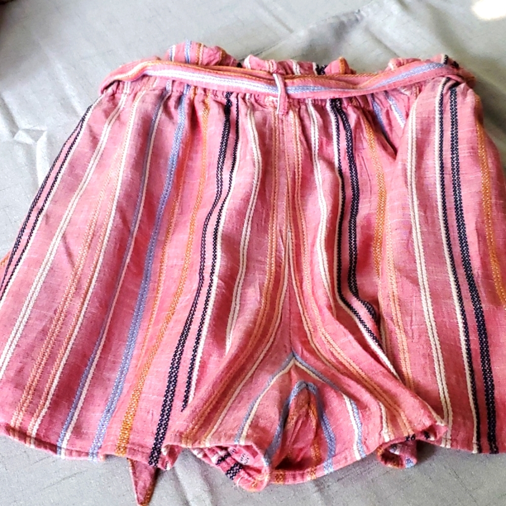EXPRESS shorts - Picture 2 of 3